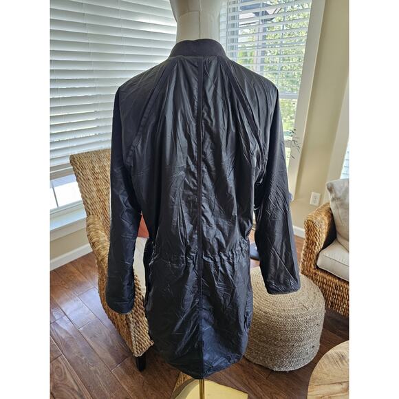 Athleta Summit Insulated Parka Jacket Womens M Mountain Olive Primaloft Packable - Picture 4 of 10